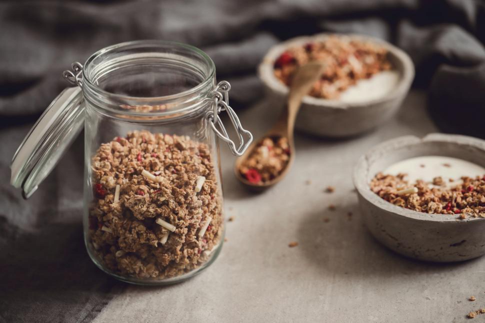 Free Image of Healthy granola in bowls 