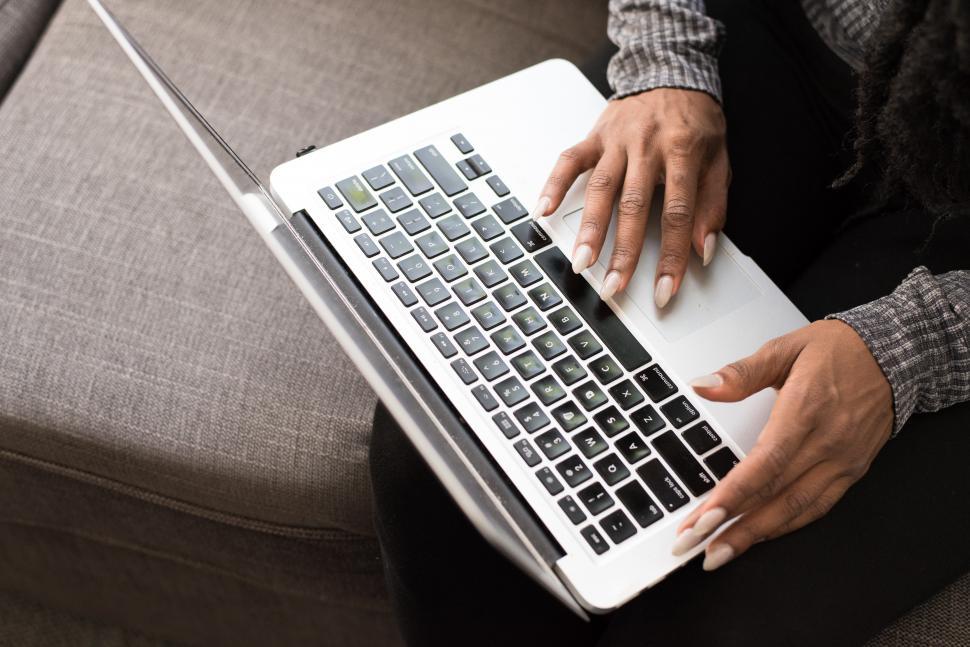Free Image of Female hands on laptop 
