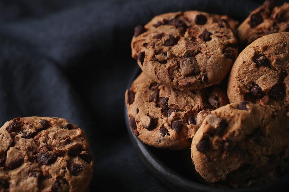 Free Image of Chocolate Chip Cookies 