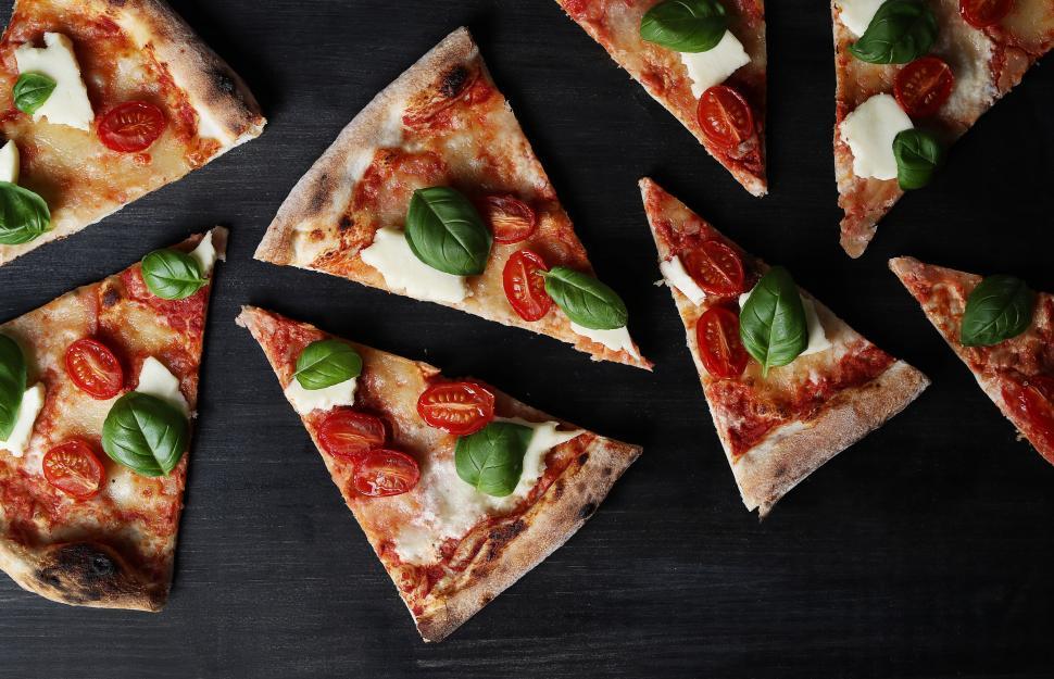 Free Image of Pizza slices 