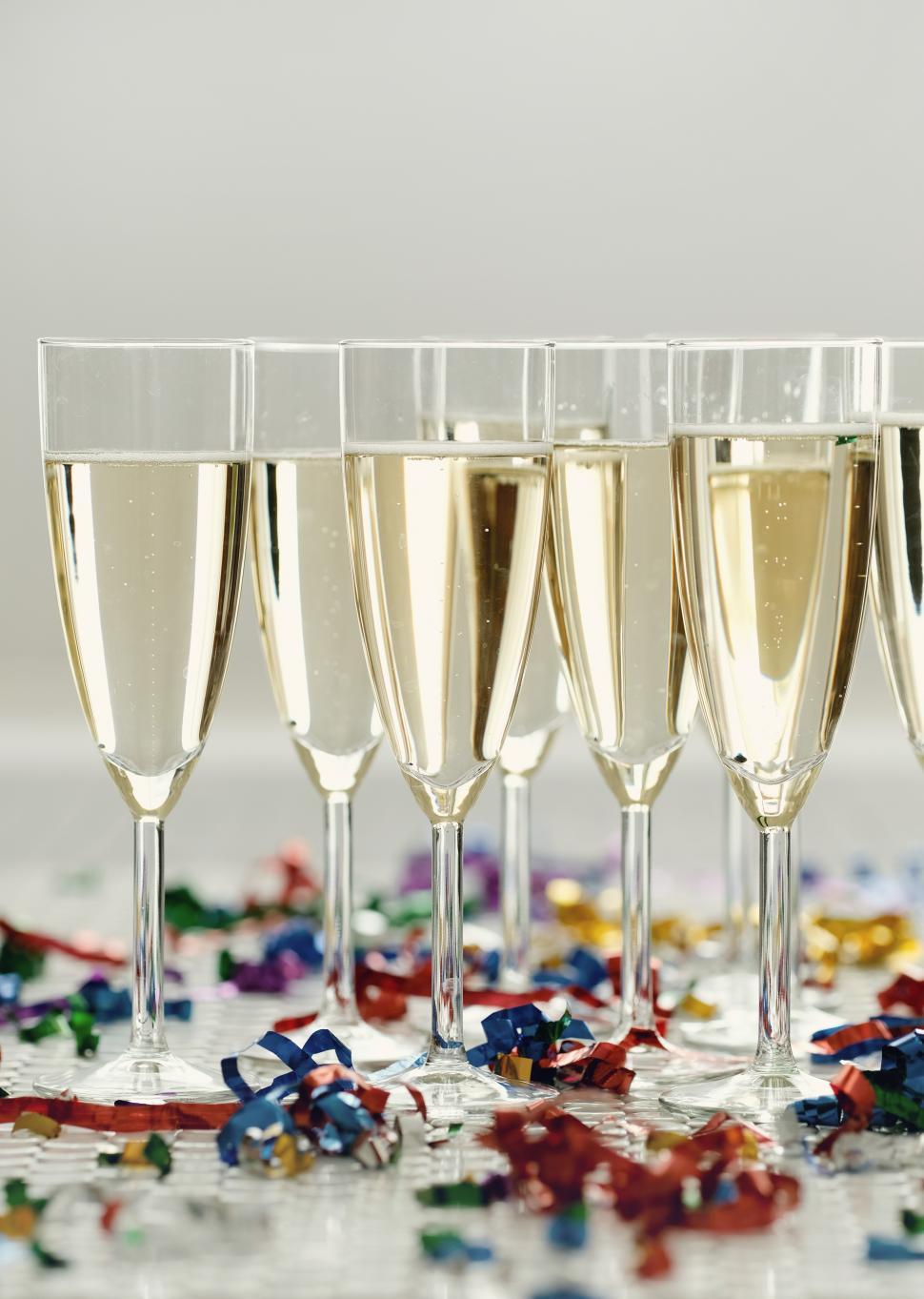 Free Image of Champagne celebration 