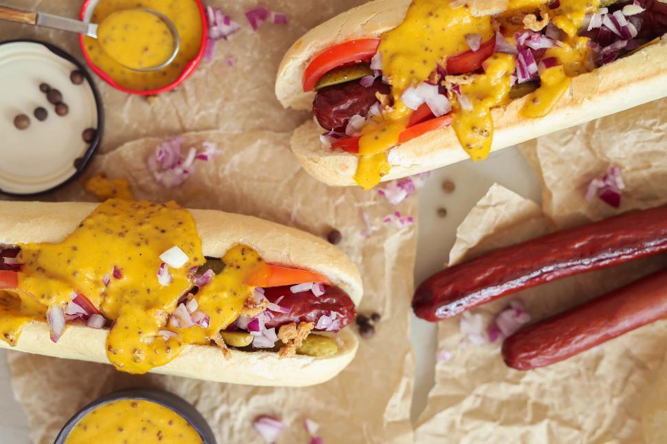 Free Image of Loaded hot dogs 