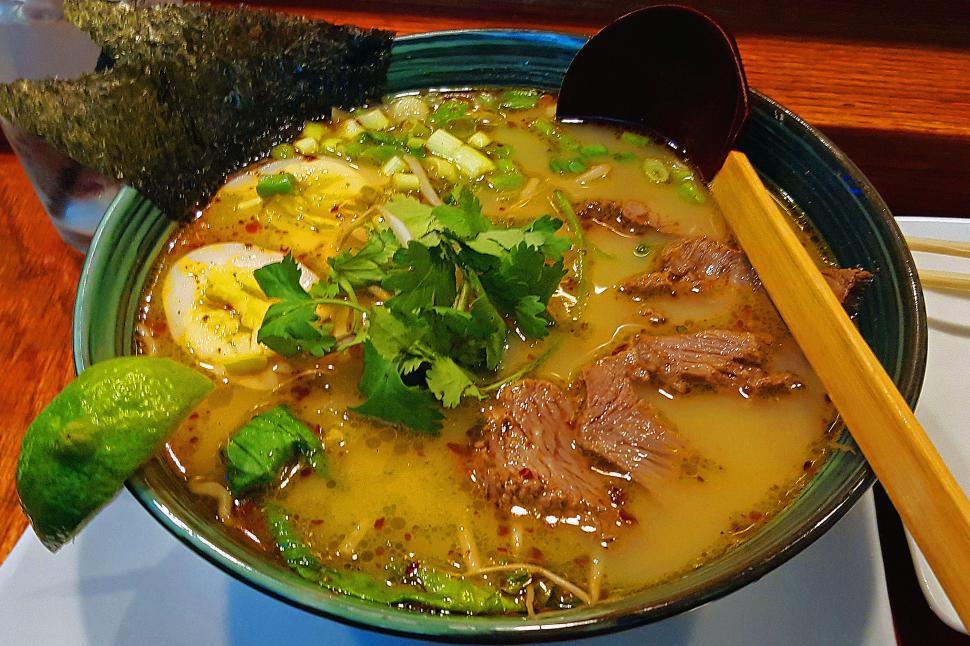 Free Image of Japanese Noodle Soup Tanin Udon Ramen  