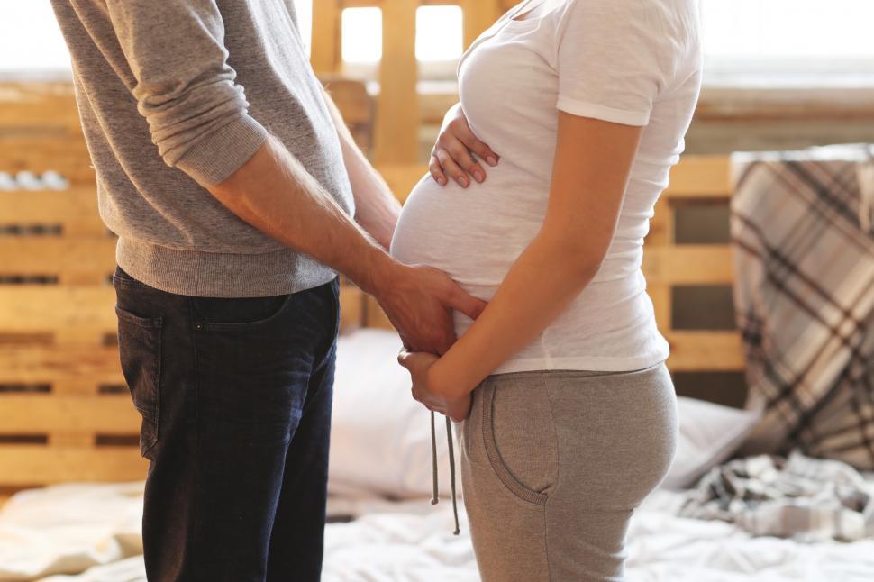 Free Image of Unidentifiable pregnant couple 