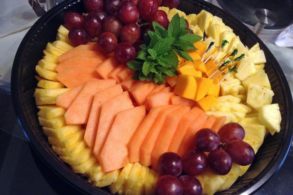 Free Image of Fruit Platter 