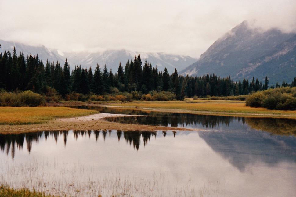Free Image of Banff National Park Scenery 