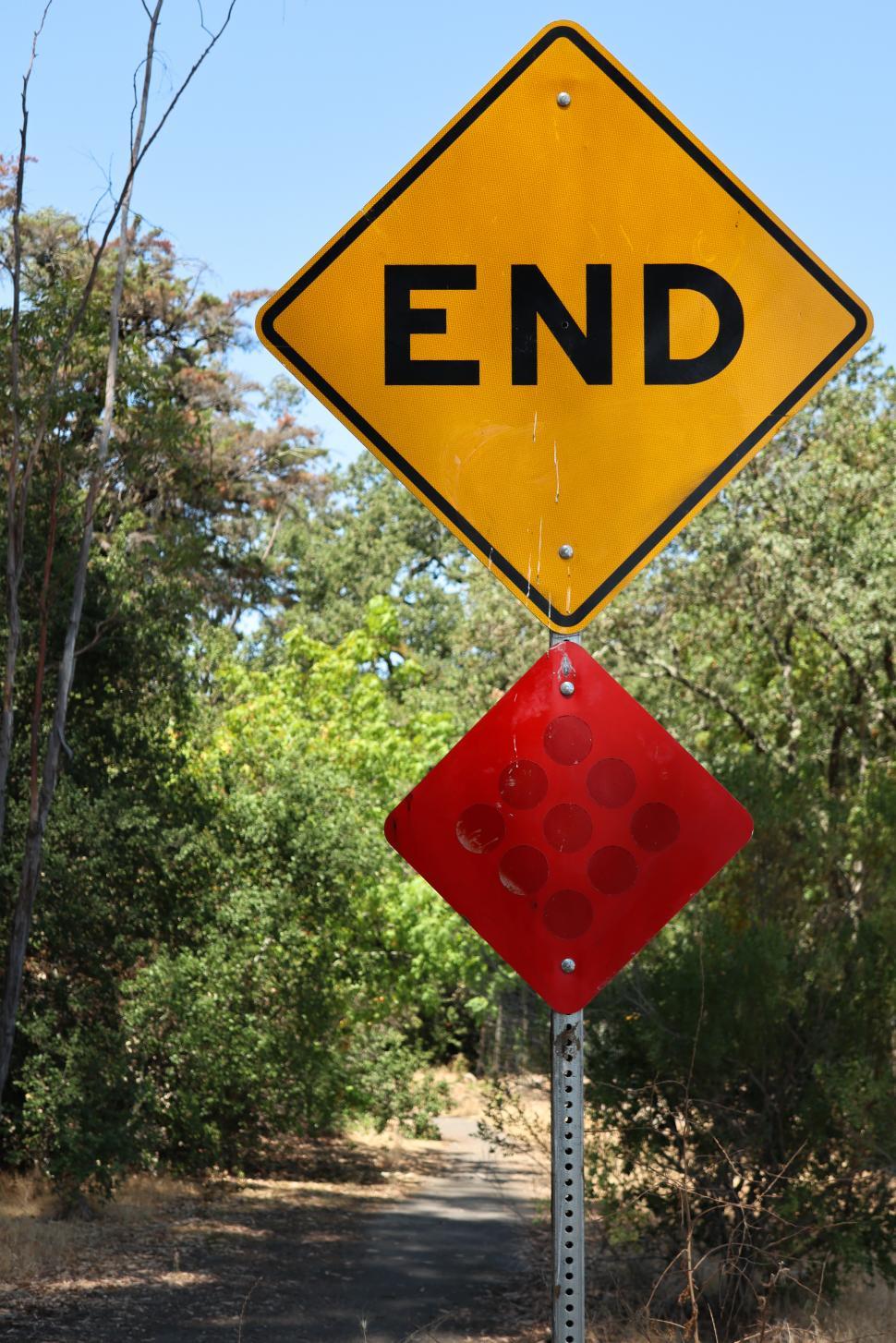 Download Free Stock Photo of End of the Road Sign 