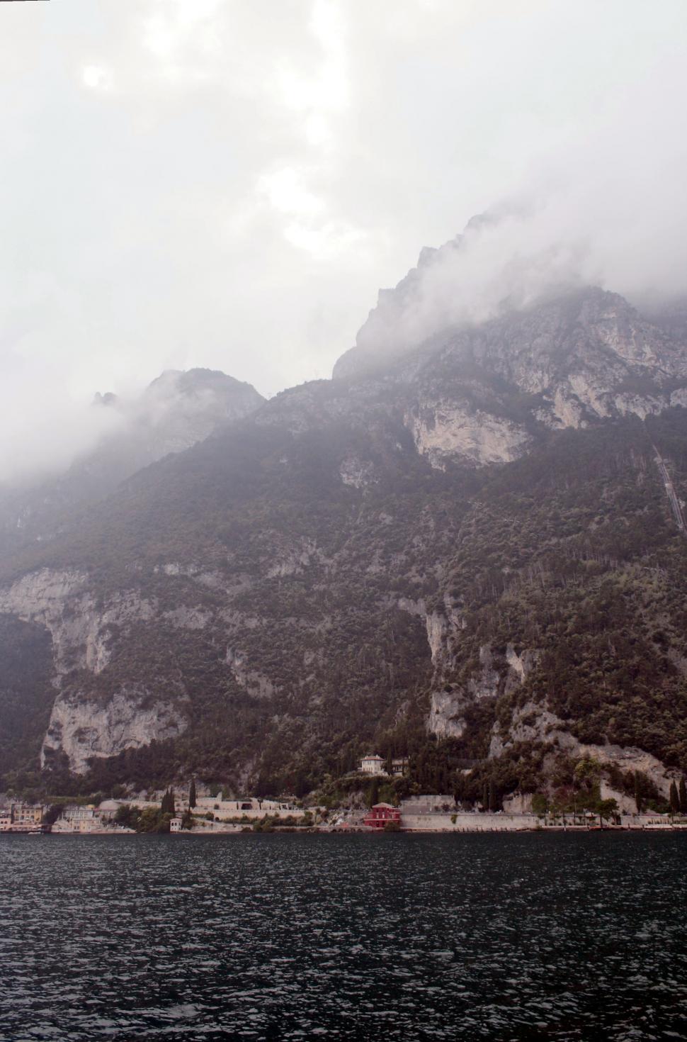 Free Image of Lake Garda, Italy 