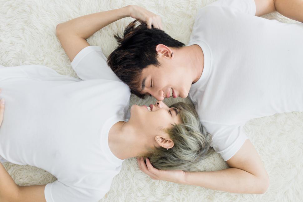 Free Image of Gay couple in affectionate pose 