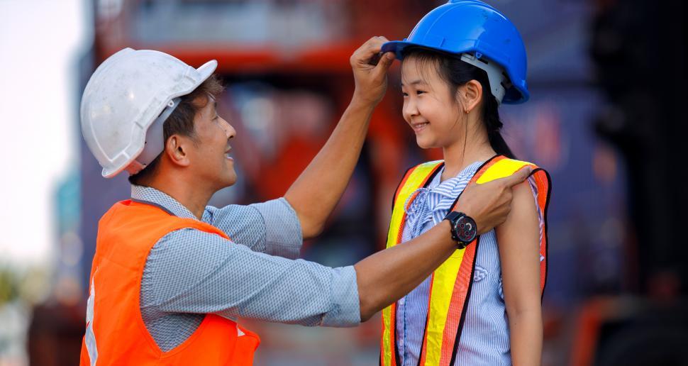 Free Image of Cute kid dreams of becoming an engineer. 