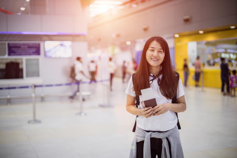 Free Image of Travel Concept, Young woman at international terminal 