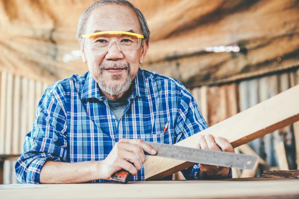 Download Free Stock Photo of Portrait of male carpenter  