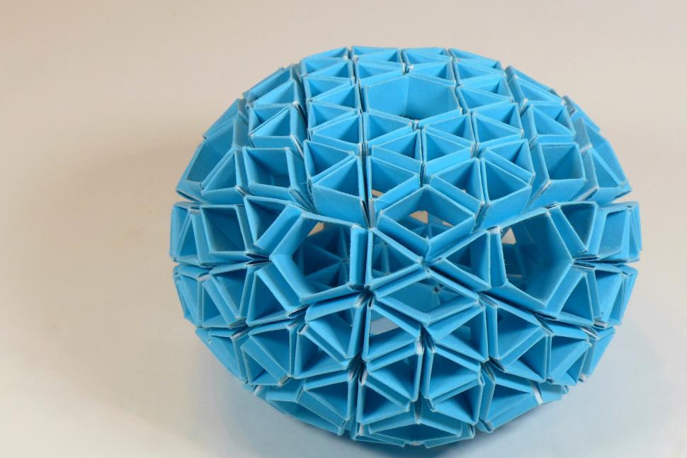 Free Image of Blue Snapology Egg Origami 