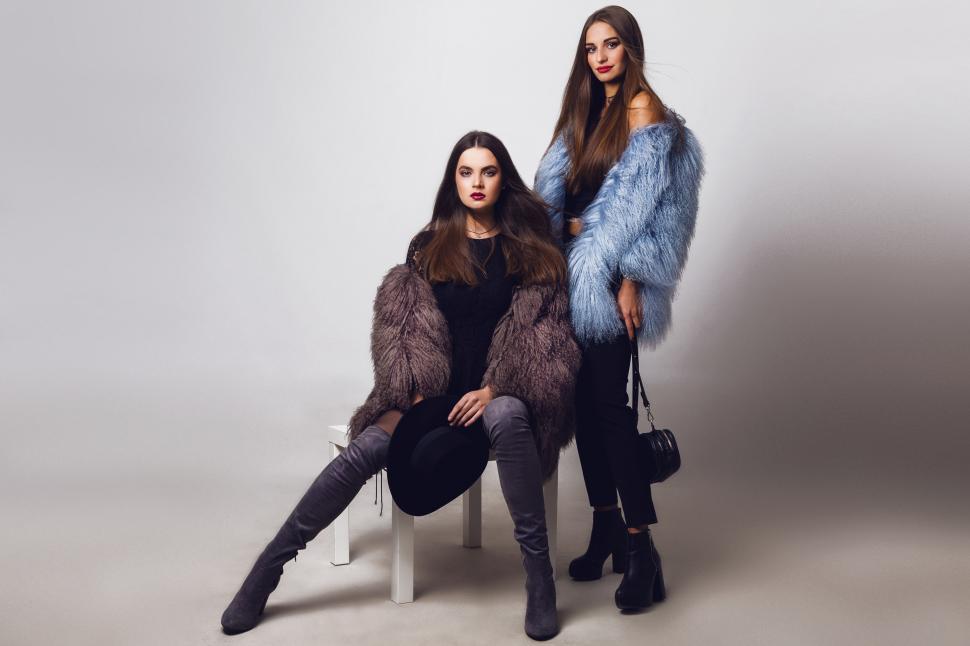 Free Image of Fashion models in autumn winter clothes 