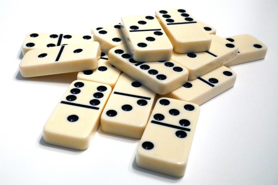 Free Image of Pile of Domino Tiles 