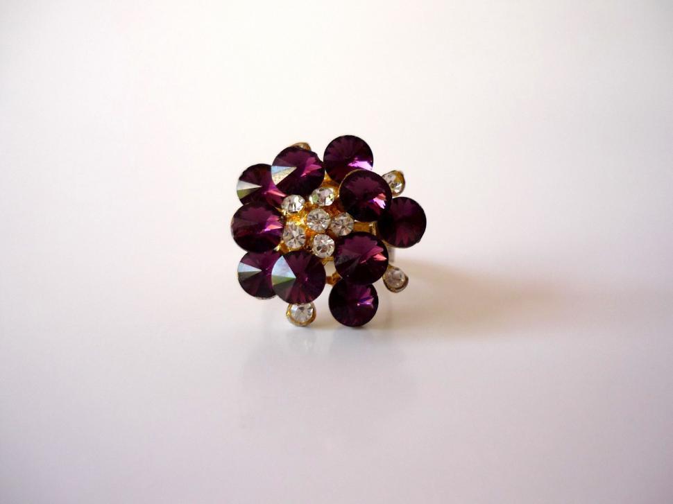 Free Image of Ring Adorned With a Cluster of Blooming Flowers 