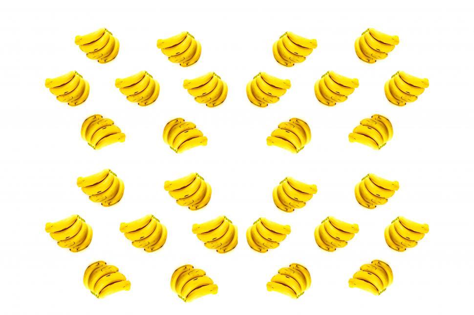 Free Image of Many Bananas On A White Background 