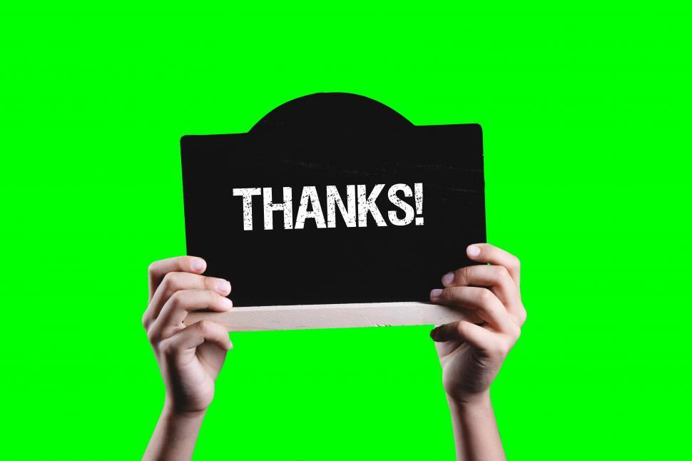 Free Image of thanks sign on green background 