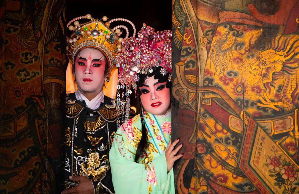 Free Image of Male and female opera performers at Chinese New Year 