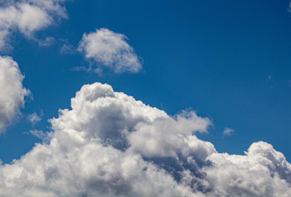 Free Image of White Clouds  