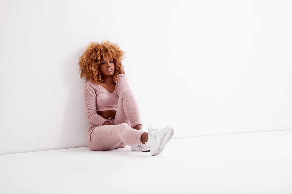 Free Image of black woman with big afro blonde hair 