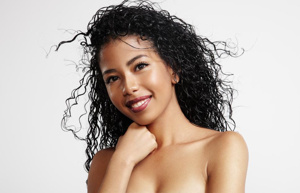 Free Image of beautiful black woman with curly hair 