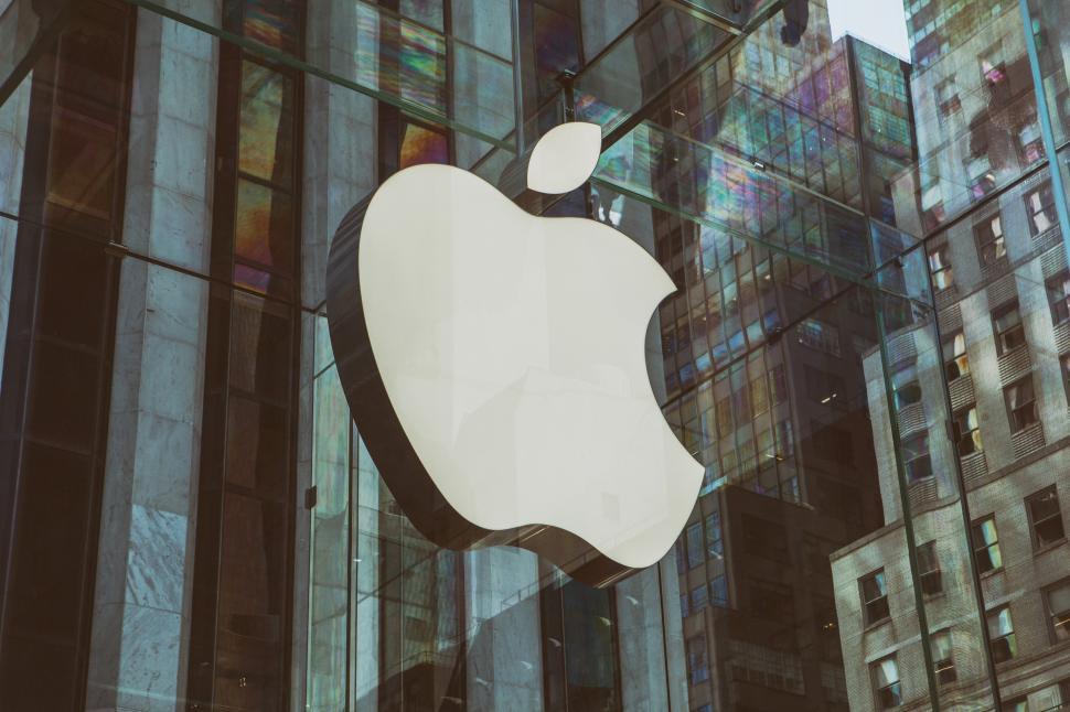 Free Image of Apple Store, 5th Avenue Free Stock Photo 
