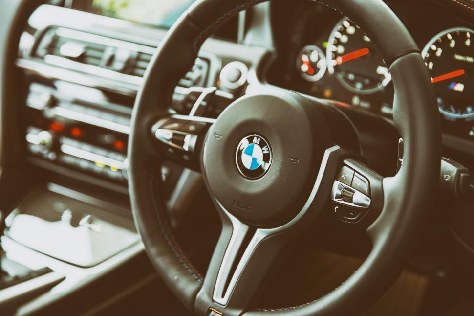 Free Image of BMW M6 Interior Free Stock Photo 