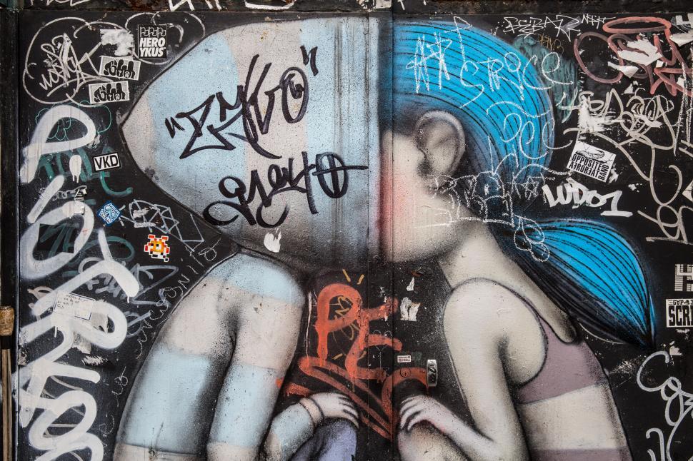 Free Image of Graffiti Paris Free Stock Photo 