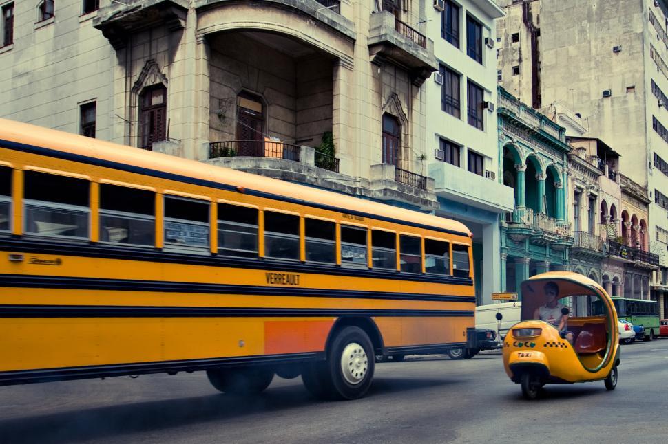 Free Image of Havana Bus Free Stock Photo 