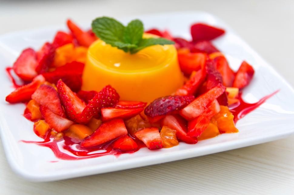 Free Image of A plate of fruit and jelly 