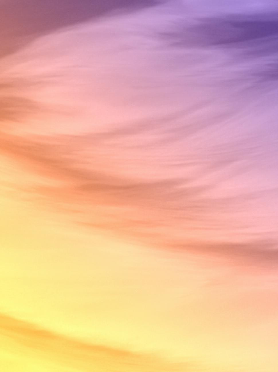 Free Image of A colorful sky with clouds 