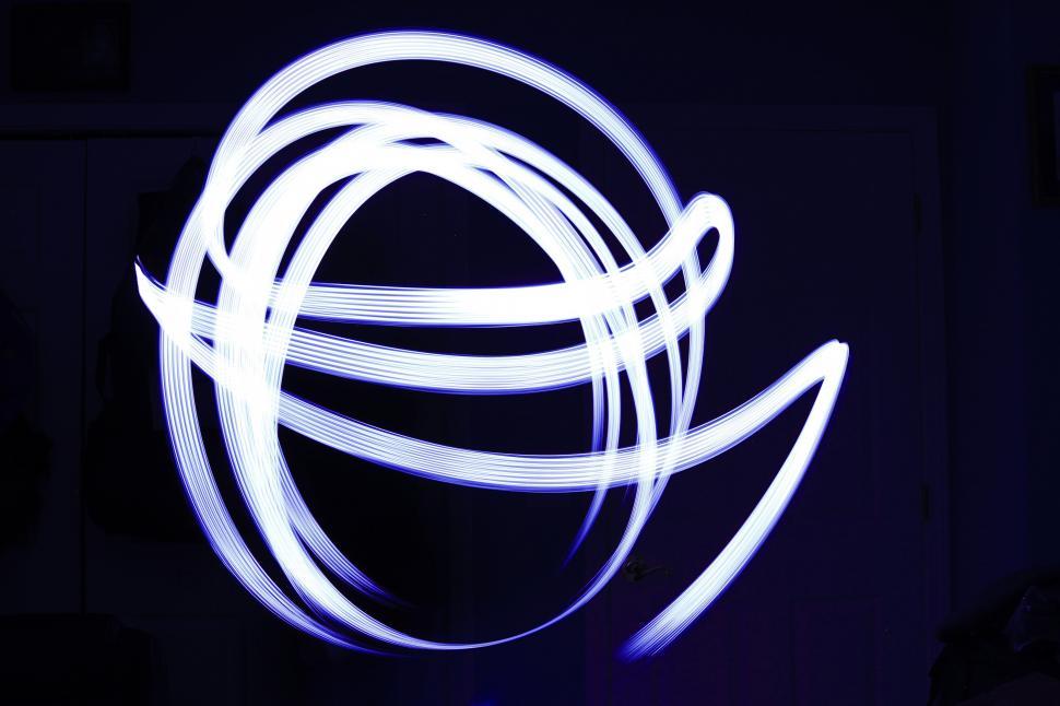 Free Image of A light painting of a circle 