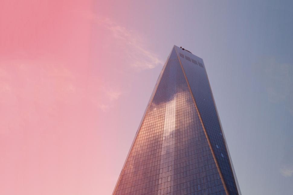 Free Image of One World Trade building in New York City 