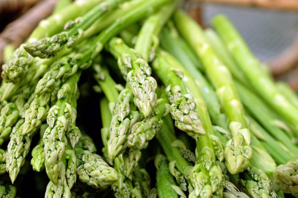 Free Image of A bunch of asparagus 