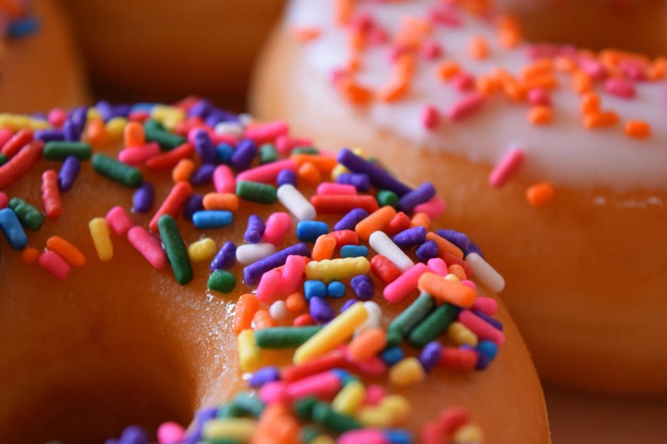 Free Image of Close up of a donut with sprinkles 