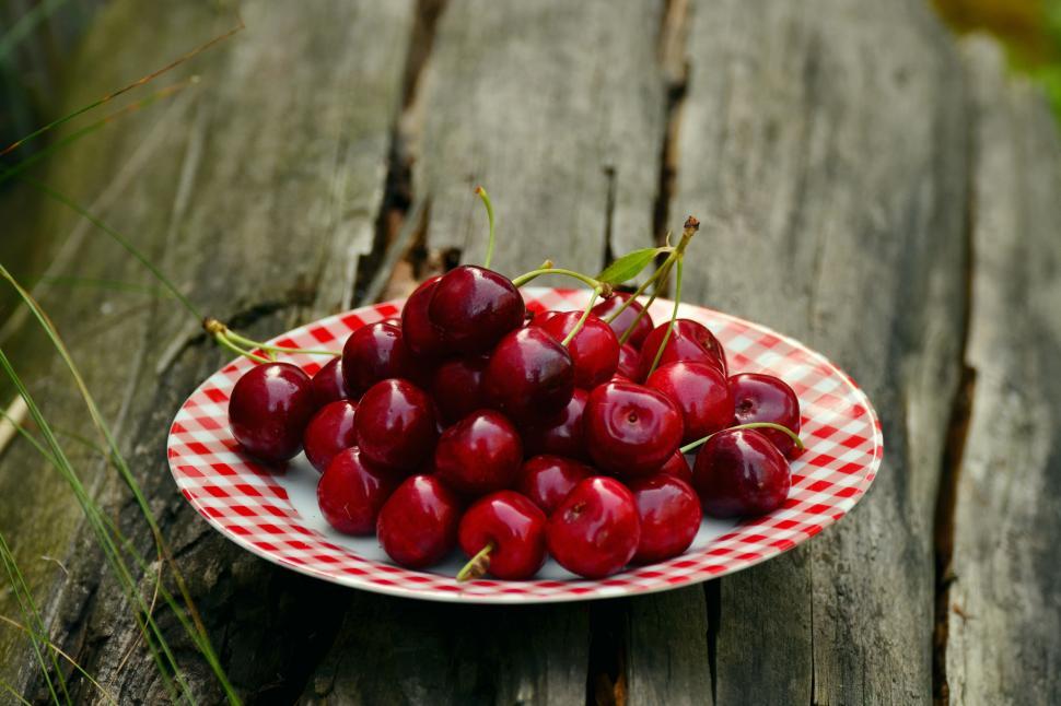 Free Image of Red Cherries Free Stock Photo 
