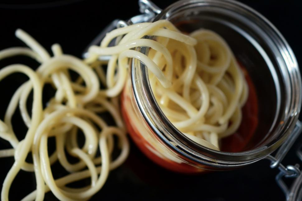 Free Image of Spaghetti in Jar Free Stock Photo 