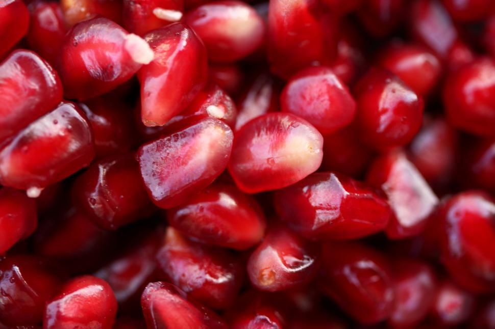 Free Image of A pile of pomegranate seeds 