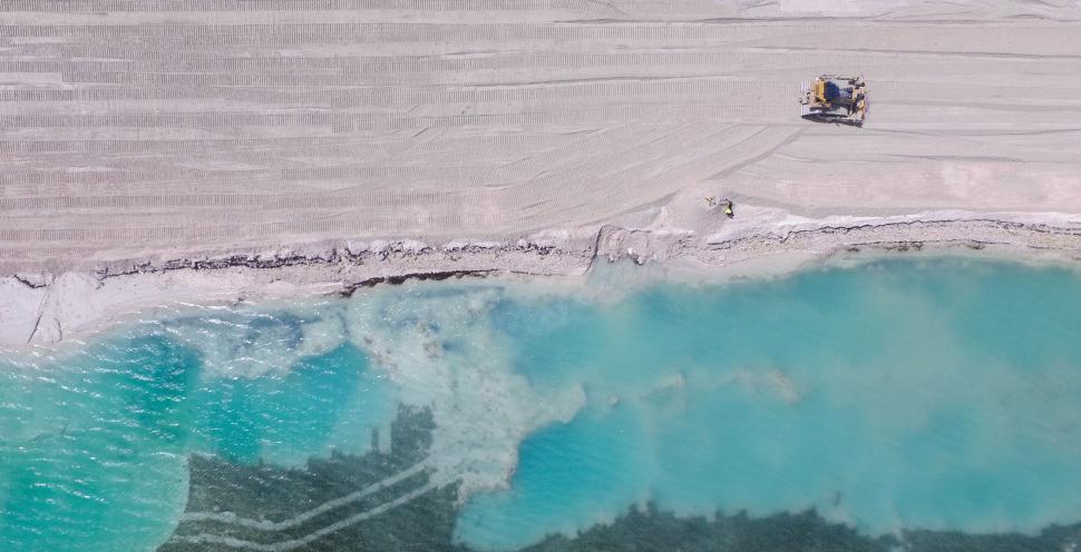 Free Image of A construction site with blue water 