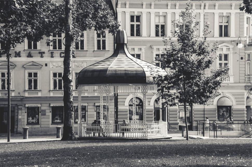 Free Image of A gazebo in front of a building 