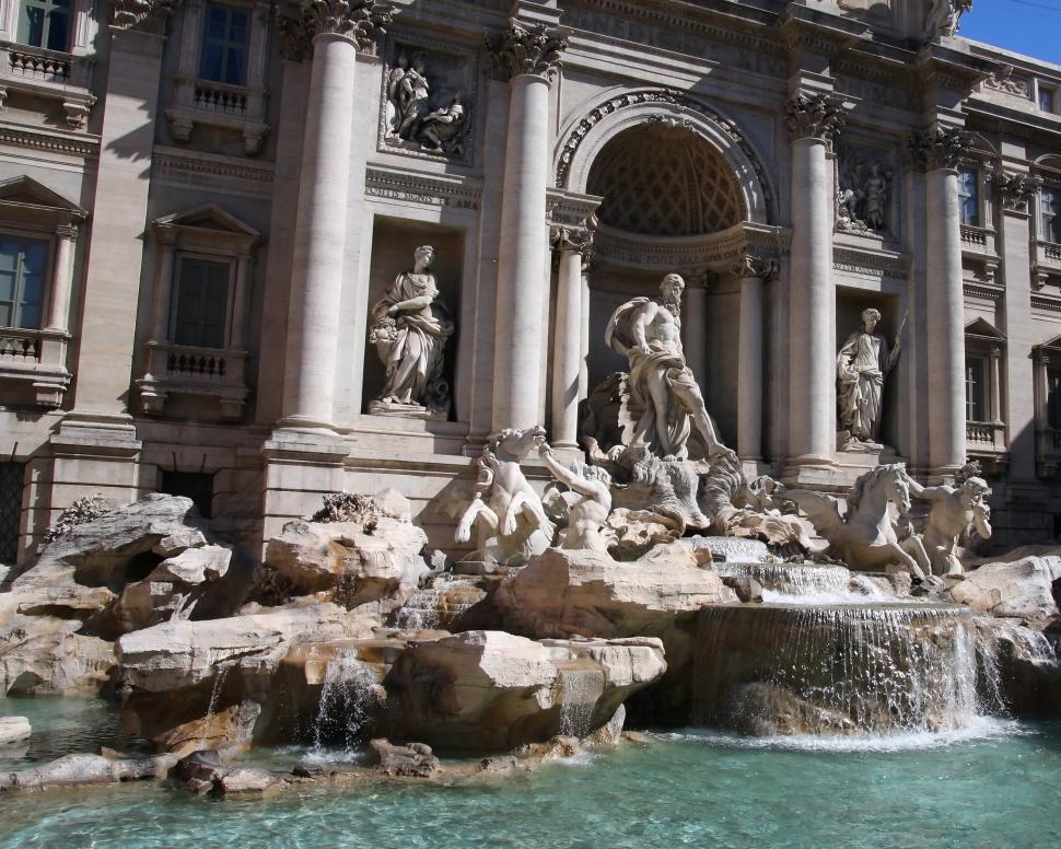 Free Image of Trevi Fountain 