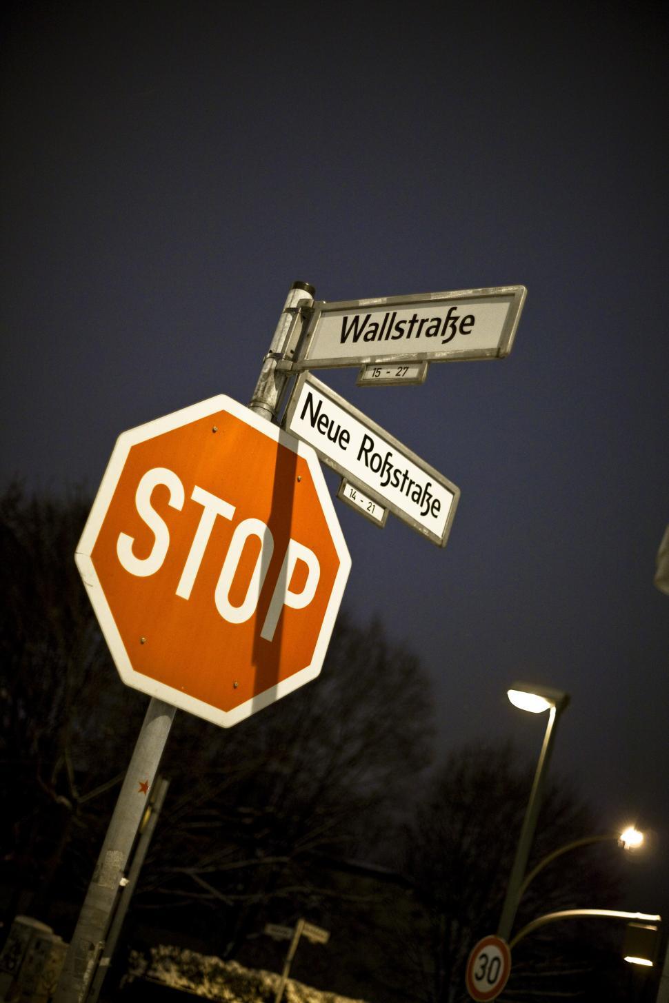 Free Image of A stop sign and street signs 