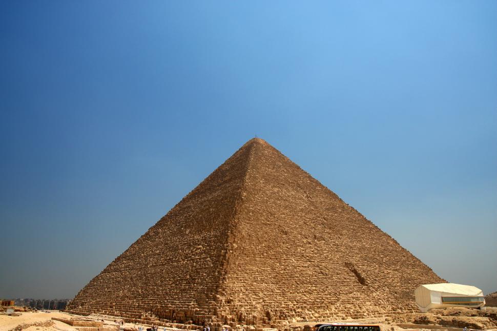 Free Image of Pyramid 