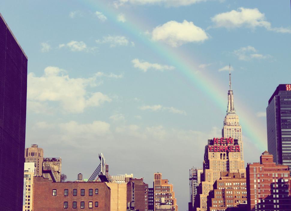 Free Image of A rainbow over a city 