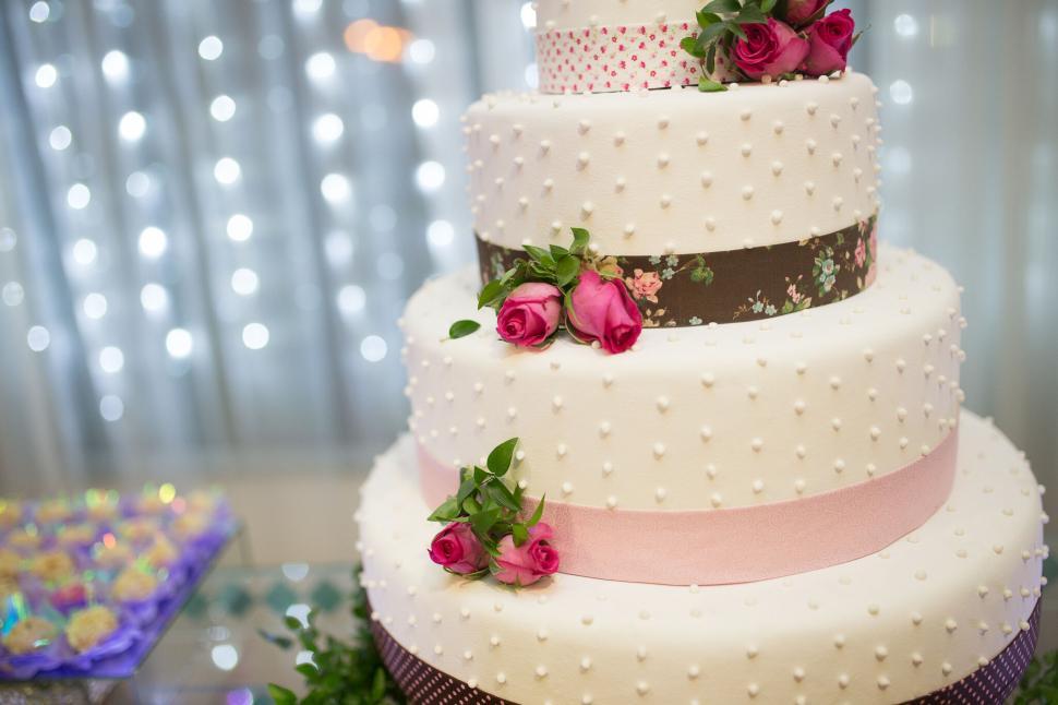 Free Image of A cake with flowers on top 