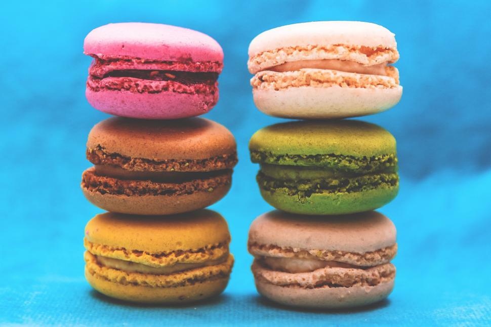 Free Image of A stack of colorful macaroons 