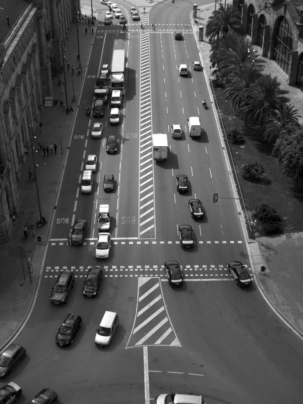 Free Image of Busy aerial view of city intersection 