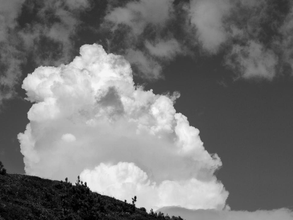 Free Image of Black and white image of a cumulus cloud 