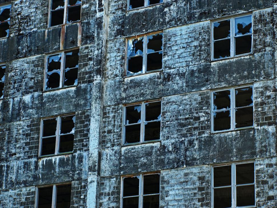 Free Image of Abandoned building with broken windows 